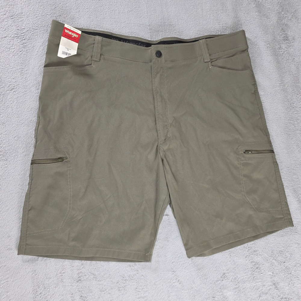 Wrangler Authentics Mens Performance Cargo Shorts Olive Green 46 10ZM980SB NWT